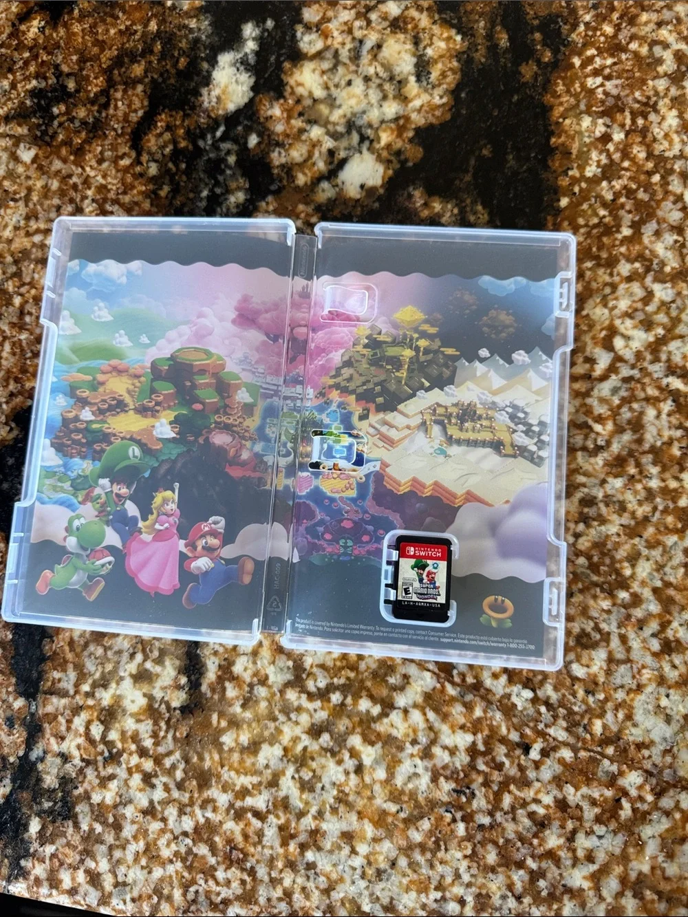 Nintendo Super Mario Bros. Wonder - Multicolor Artwork, White Case
